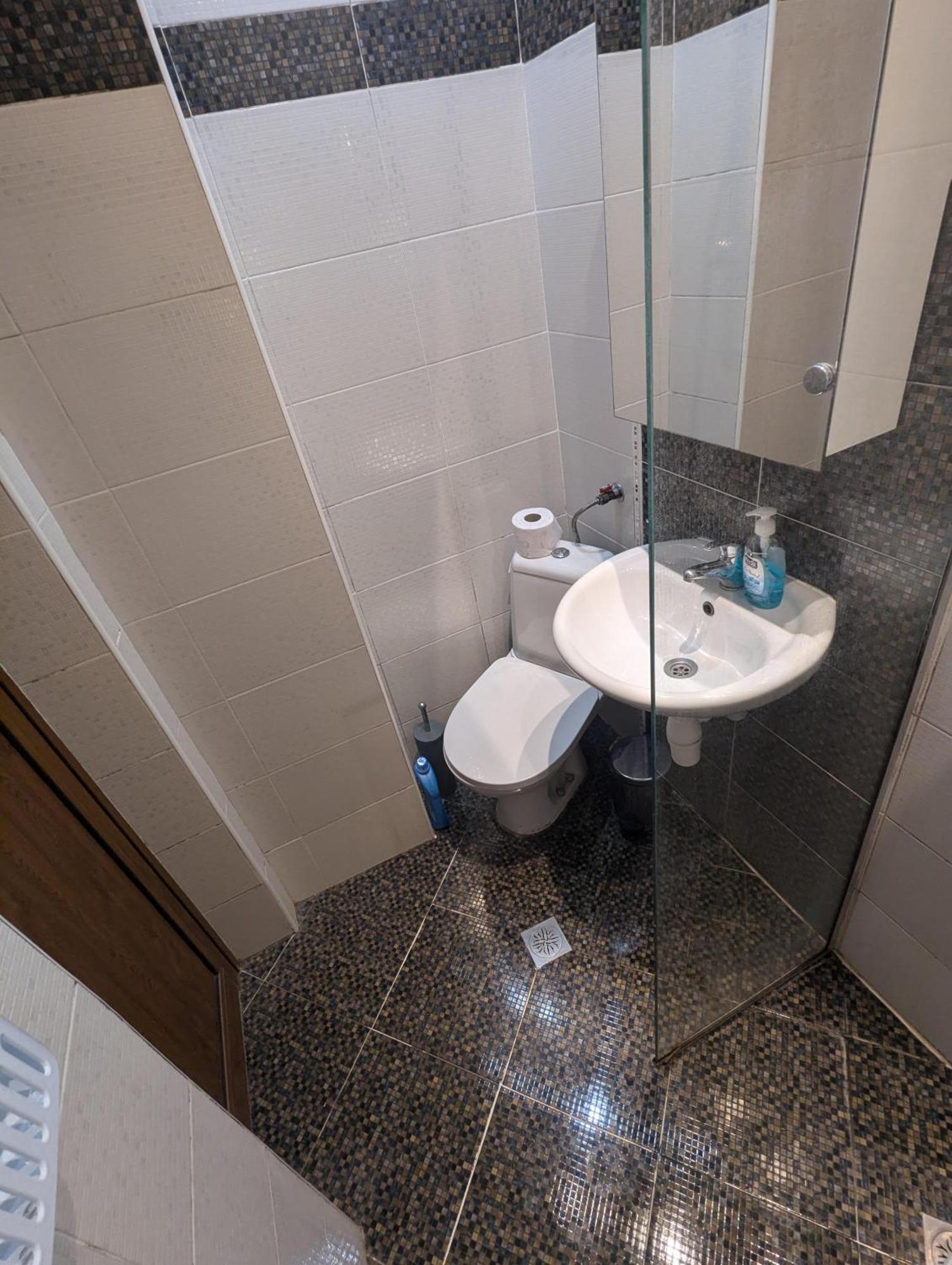 Sunny Cozy Flat In The Centre, Close To Beach, 4 Rooms, 105Sqm Varna Exterior foto