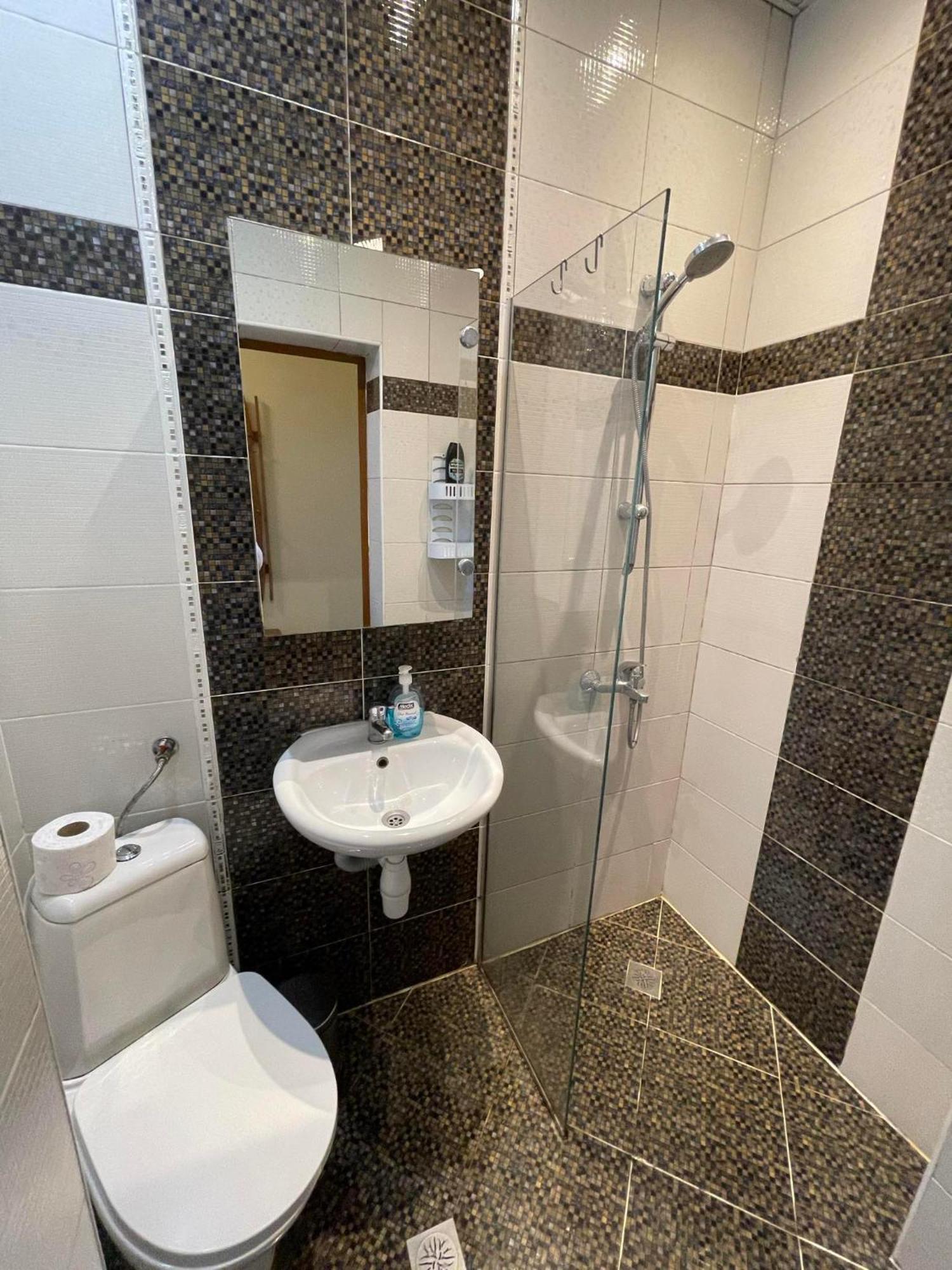 Sunny Cozy Flat In The Centre, Close To Beach, 4 Rooms, 105Sqm Varna Exterior foto